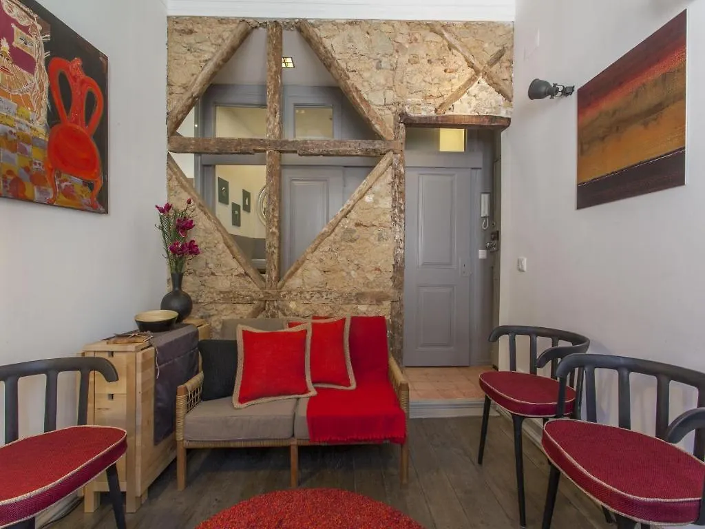 Historical Lisbon Apartments